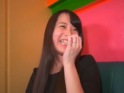 「だめだよ撮っちゃ～」26歳には絶対見えない童顔過ぎ無垢最強素人爆誕とハメ撮り成功！